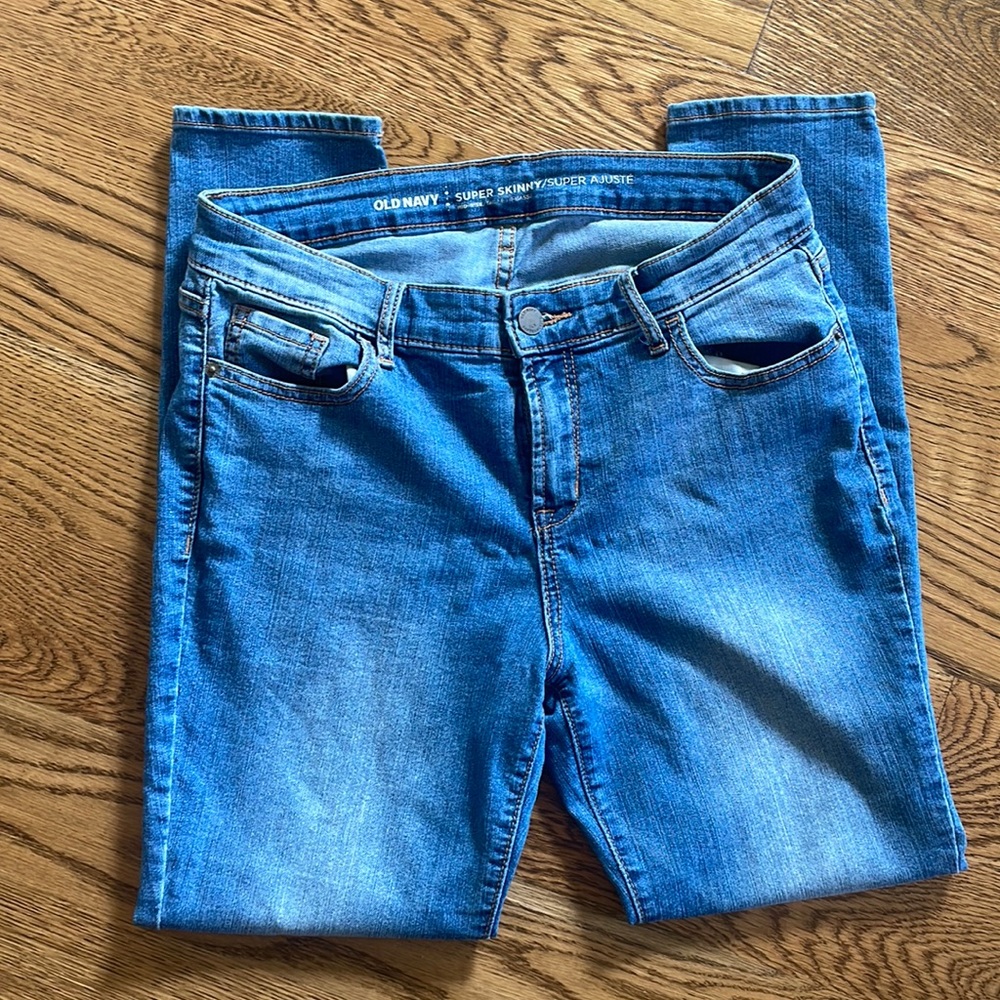 Old Navy Super Skinny Jeans